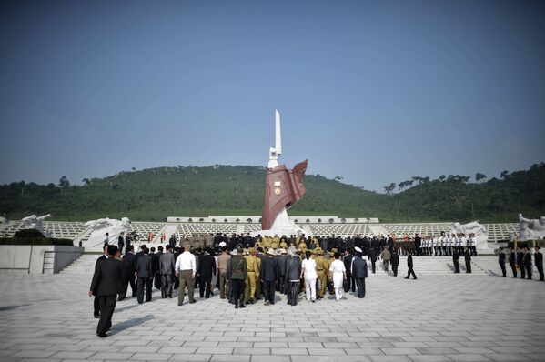 Pyongyang inaugura un cementerio en homenaje a los caídos en la Guerra de Corea - Sputnik Mundo