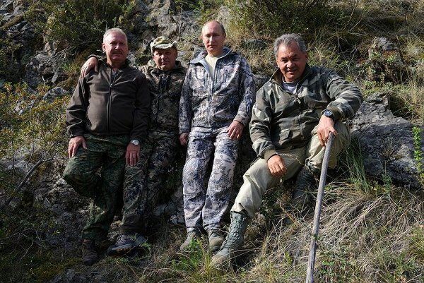 Vladímir Putin captura un lucio de 21 kilos - Sputnik Mundo