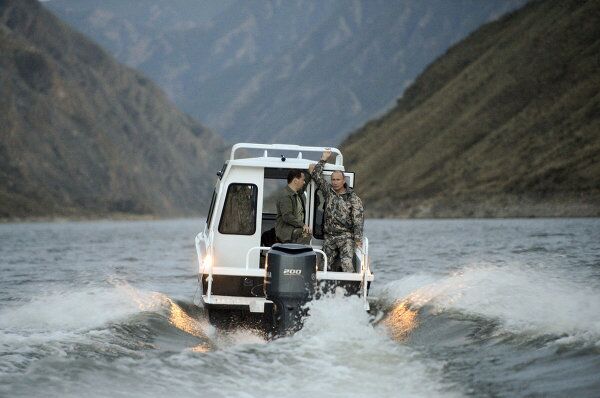 Vladímir Putin captura un lucio de 21 kilos - Sputnik Mundo