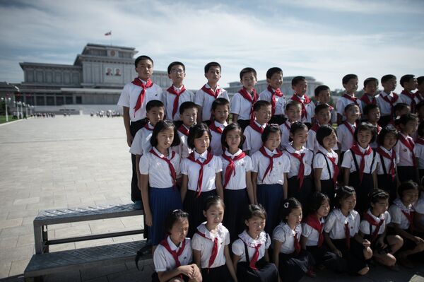 Desfile en Corea del Norte por el 60º aniversario del fin de la Guerra de Corea - Sputnik Mundo
