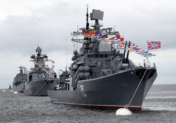 El Día de la Armada rusa en 2013 - Sputnik Mundo