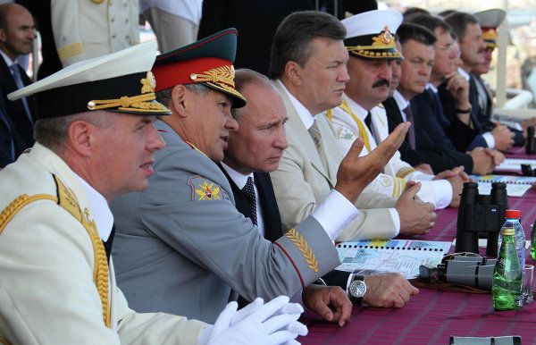 El Día de la Armada rusa en 2013 - Sputnik Mundo