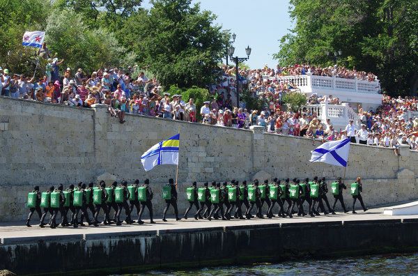 El Día de la Armada rusa en 2013 - Sputnik Mundo