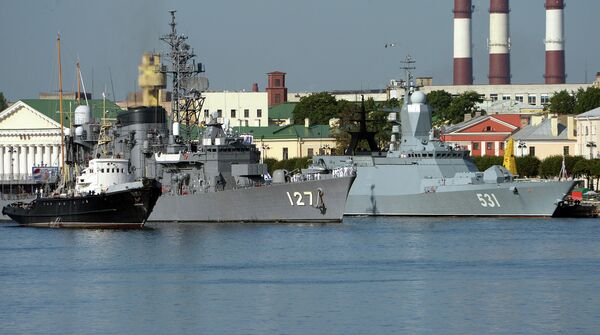 Visita de destructores japoneses a San Petersburgo - Sputnik Mundo