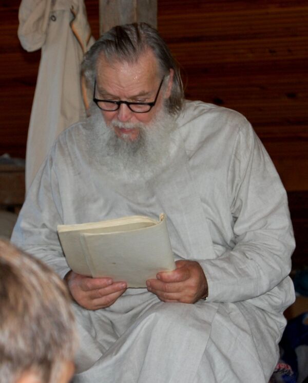 Pável Adelgueim - Sputnik Mundo