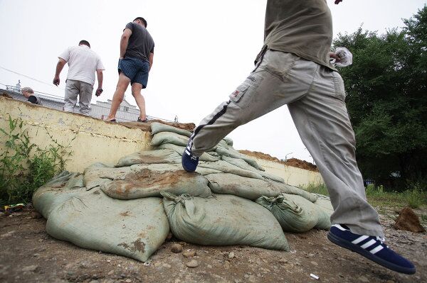 Consecuencias de las inundaciones en la provincia rusa de Amur - Sputnik Mundo