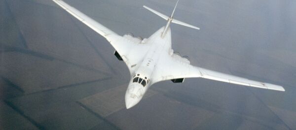 Bombardero estratégico ruso Tu-160 - Sputnik Mundo