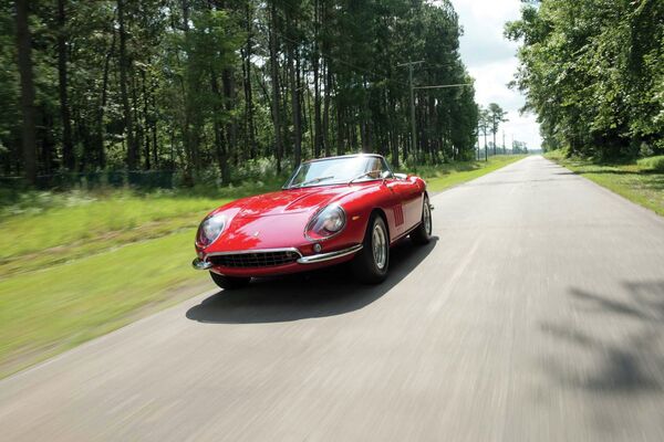 Ferrari 275 GTB/4 NART Spider - Sputnik Mundo