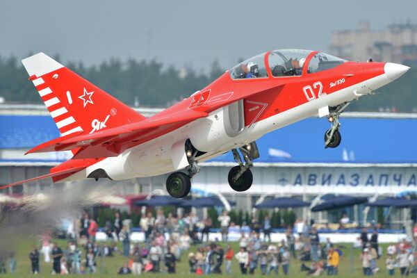 Virajes vertiginosos en el Salón Aeroespacial MAKS 2013 - Sputnik Mundo