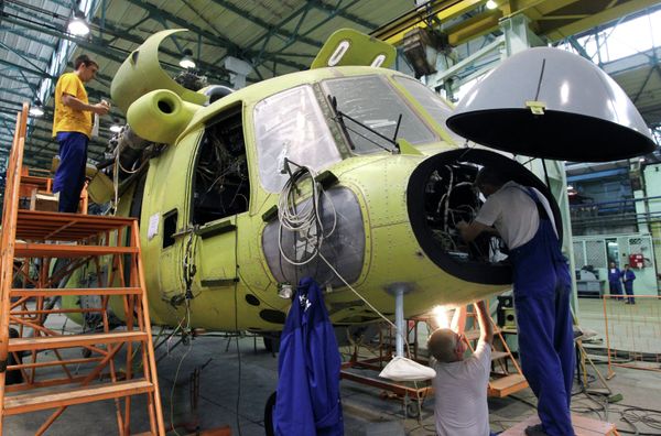 Cómo se fabrican los Mi-17 en la Planta de Helicópteros de Kazán Cómo se fabrican los Mi-17 en la Planta de Helicópteros de Kazán - Sputnik Mundo
