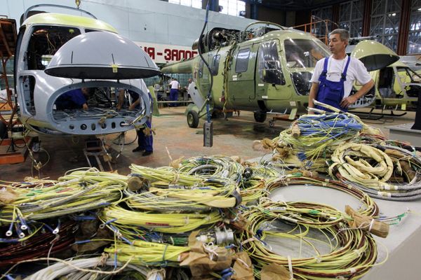 Cómo se fabrican los Mi-17 en la Planta de Helicópteros de Kazán Cómo se fabrican los Mi-17 en la Planta de Helicópteros de Kazán - Sputnik Mundo