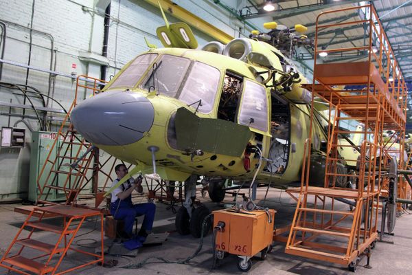 Cómo se fabrican los Mi-17 en la Planta de Helicópteros de Kazán Cómo se fabrican los Mi-17 en la Planta de Helicópteros de Kazán - Sputnik Mundo