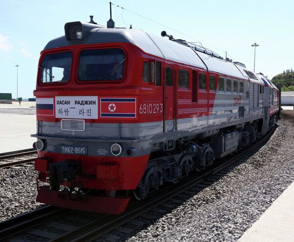 Inauguración de un ferrocarril entre Rusia y Corea del Norte Inauguración de un ferrocarril entre Rusia y Corea del Norte - Sputnik Mundo