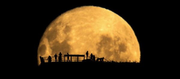 La Luna - Sputnik Mundo