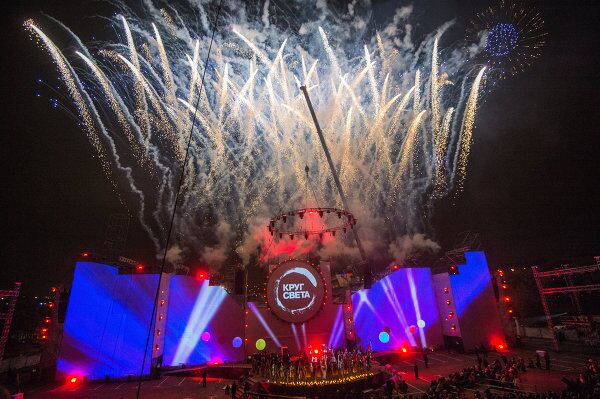 En Moscú el tercer Festival Internacional Círculo de Luz - Sputnik Mundo