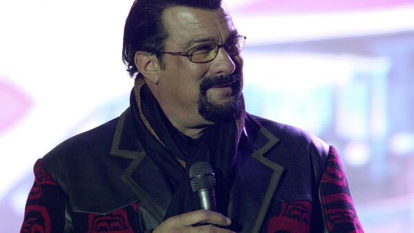 Steven Seagal, actor estadounidense - Sputnik Mundo