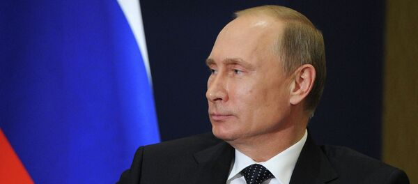 Putin quiere elevar el nivel de patriotismo en la sociedad rusa - Sputnik Mundo