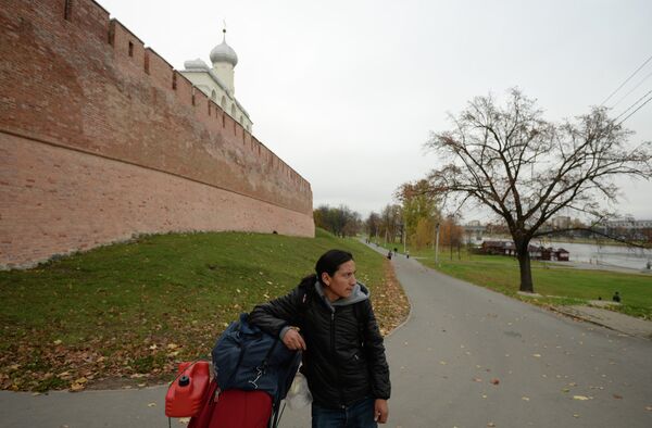Músicos ecuatorianos llevan canciones de su tierra hasta el norte de Rusia - Sputnik Mundo