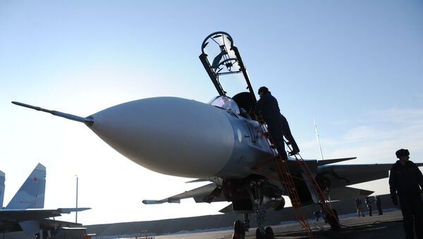 Casa Su-30 SM en la base aérea rusa (Archivo) - Sputnik Mundo