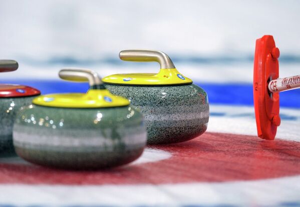 Deportes olímpicos de invierno: curling - Sputnik Mundo