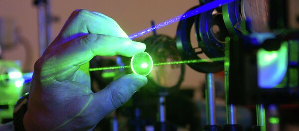 Работа лаборатории лазерных измерений в Институте систем обработки изображений РАН в Самаре - Sputnik Mundo