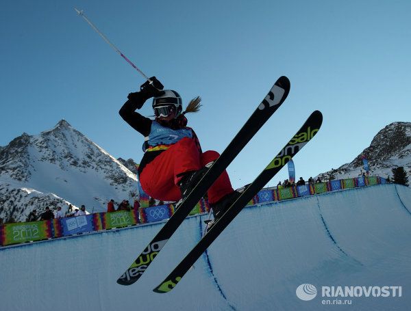Deportes olímpicos de invierno: esquí acrobático - Sputnik Mundo