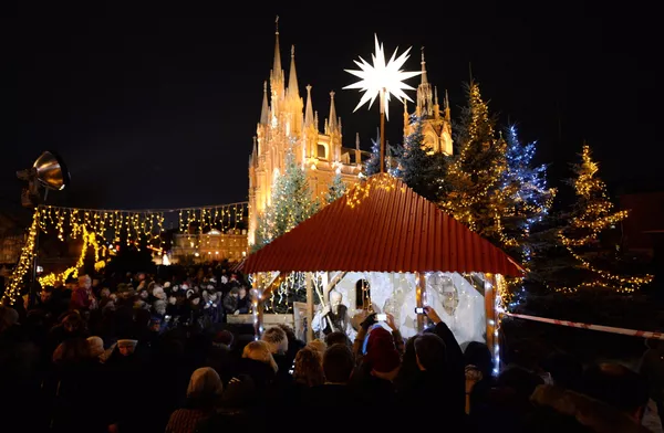 La celebración de la Nochebuena en el mundo - Sputnik Mundo