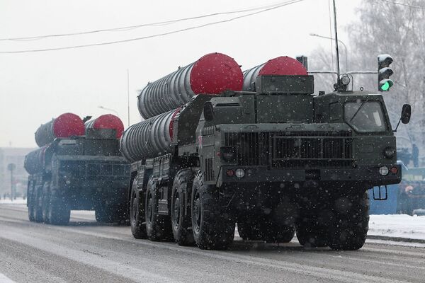 Ensayo general del desfile con motivo del 70º aniversario del fin del sitio de Leningrado - Sputnik Mundo