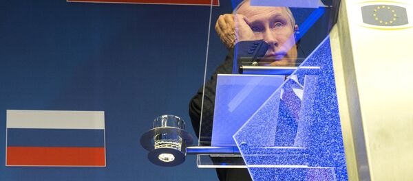 Presidente ruso, Vladímir Putin, durante una reunión Rusia-UE - Sputnik Mundo