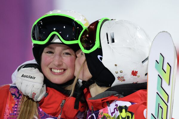 Chloé y Justine Dufour-Lapointe - Sputnik Mundo