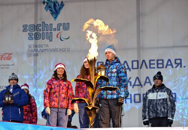 De Moscú a Sochi: el recorrido de la llama paralímpica - Sputnik Mundo