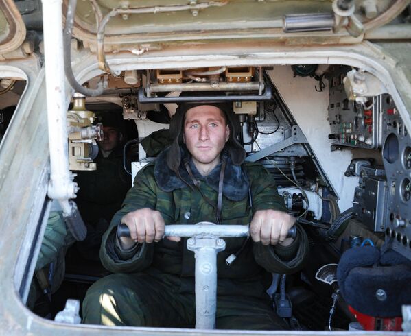 Ejercicios de defensa antiaérea en el Extremo Oriente de Rusia - Sputnik Mundo