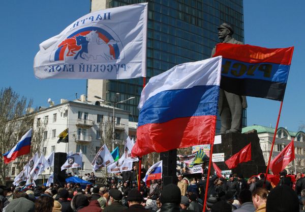 Rusia llama a tomar en cuenta los intereses de todas las regiones de Ucrania - Sputnik Mundo