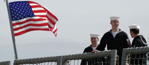 Marinos de la fragata de la Armada de EEUU - Sputnik Mundo