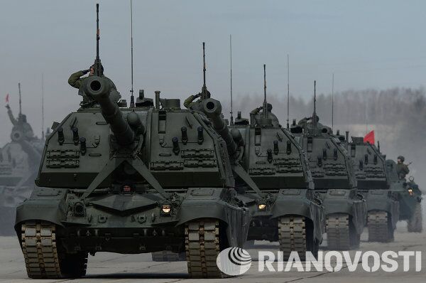 Militares se preparan para el Desfile de la Victoria en la Plaza Roja - Sputnik Mundo