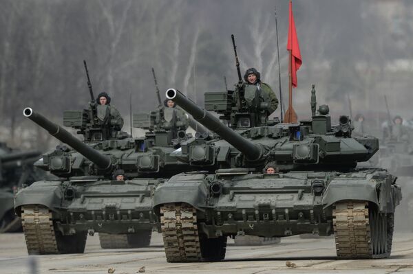 Militares se preparan para el Desfile de la Victoria en la Plaza Roja - Sputnik Mundo