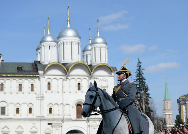 El Regimiento Presidencial del Kremlin reanuda la temporada de relevos - Sputnik Mundo