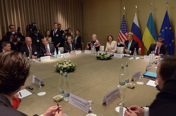 Los acuerdos de Ginebra son la única solución para Ucrania, dice ministra italiana - Sputnik Mundo