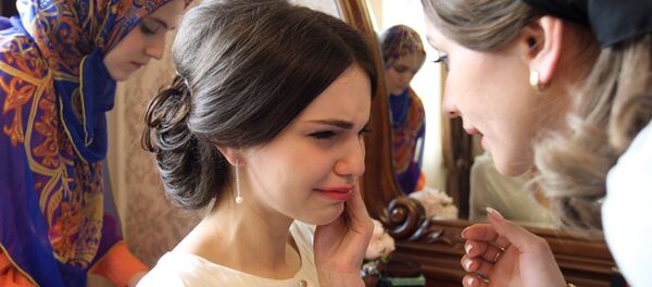 Las bodas tradicionales chechenas - Sputnik Mundo