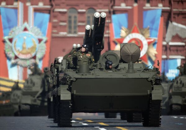 Desfile del Día de la Victoria en la Plaza Roja - Sputnik Mundo