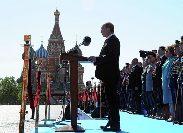 Desfile del Día de la Victoria en la Plaza Roja - Sputnik Mundo