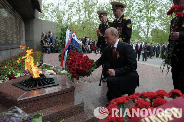 El presidente ruso Vladimir Putin en Sebastopol - Sputnik Mundo