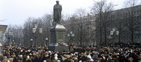 Alexandr Pushkin, el sol de la poesía rusa - Sputnik Mundo