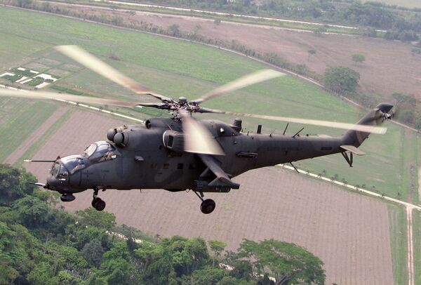 Helicópteros rusos de combate - Sputnik Mundo