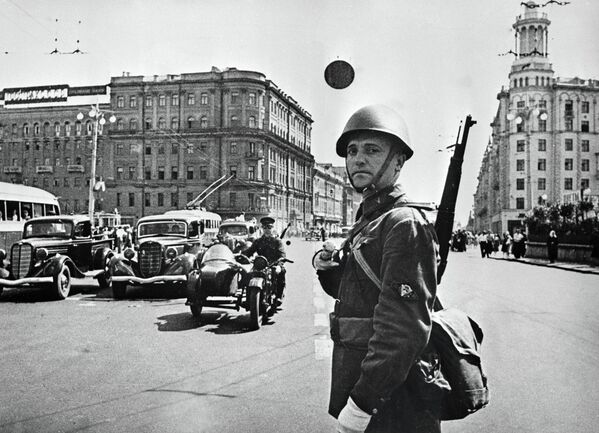 Los primeros días de la Gran Guerra Patria (1941-1945) Los primeros días de la Gran Guerra Patria (1941-1945) - Sputnik Mundo