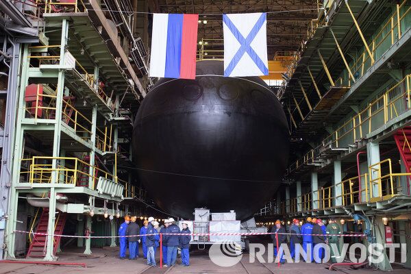 Rusia bota nuevo submarino para su Flota del Mar Negro - Sputnik Mundo