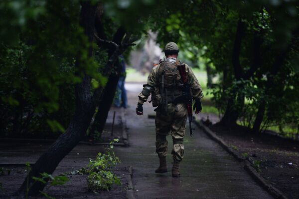 La UE da tres días de plazo para una distensión en Ucrania - Sputnik Mundo