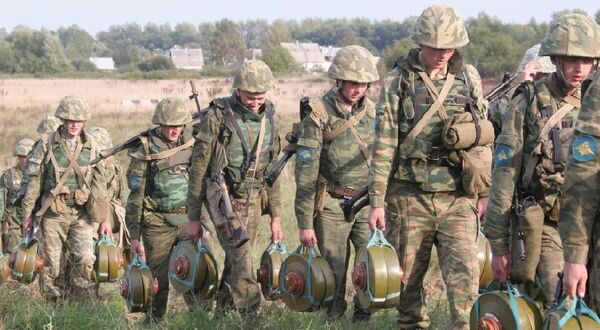 Las Tropas de Ingenieros del Distrito Militar Sur de Rusia - Sputnik Mundo