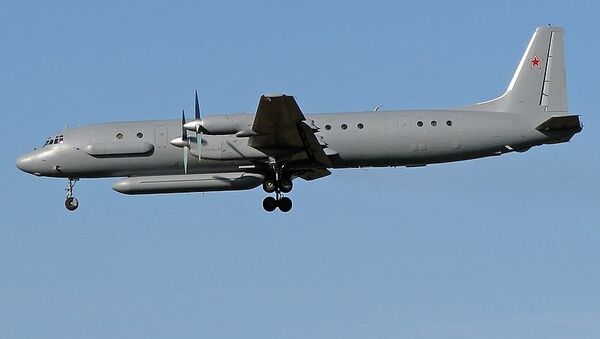 Avión militar ruso IL-20 - Sputnik Mundo