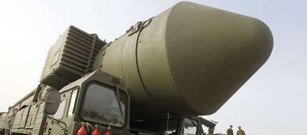 Misil balístico intercontinental Tópol-M (Archivo) - Sputnik Mundo